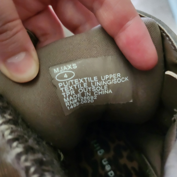 Madden Girl Boots - Picture 7 of 7